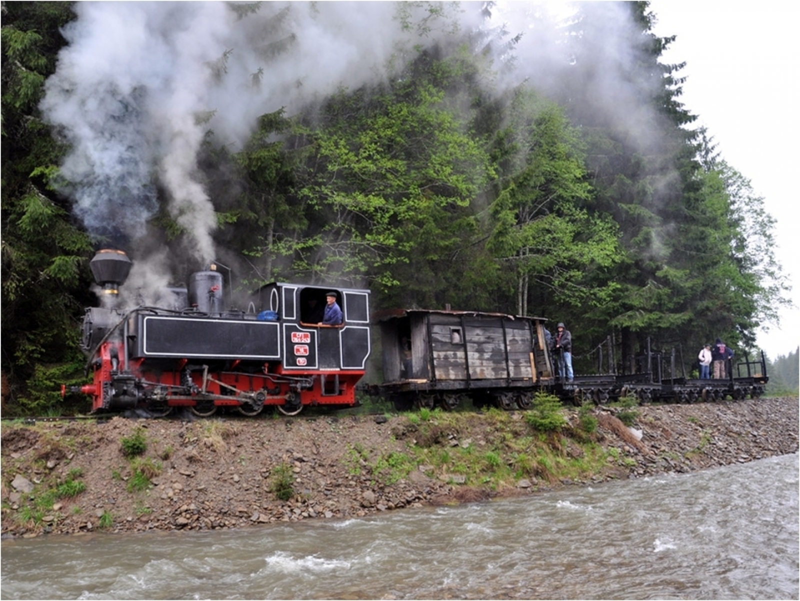 Cale ferata forestiera ingusta, Judetul Covasna, Comandau, locomotiva cu aburi, CFF