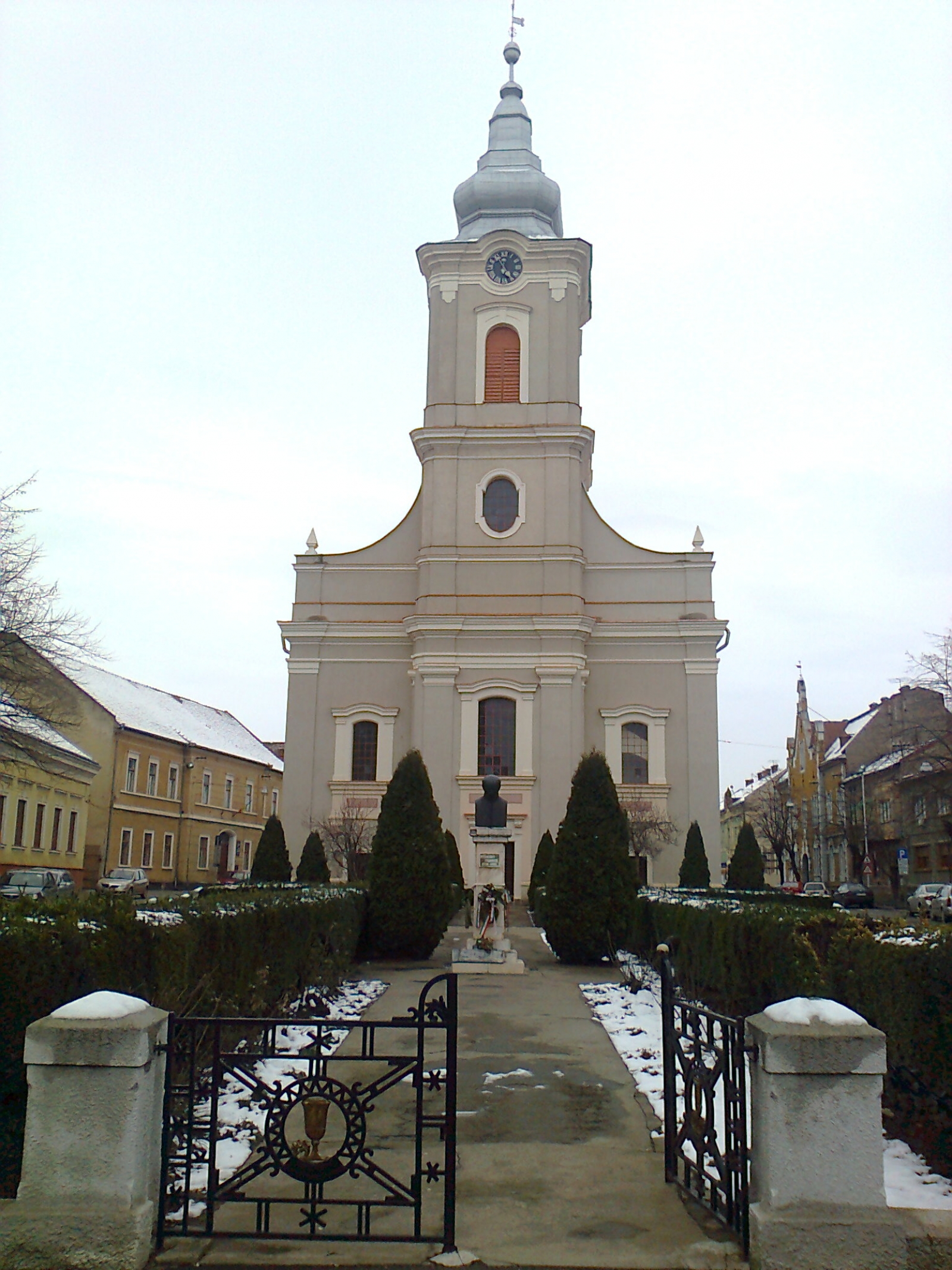 Biserica Reformata cu Lanturi, piata Jean Calvin, municipul satu-mare, biserica