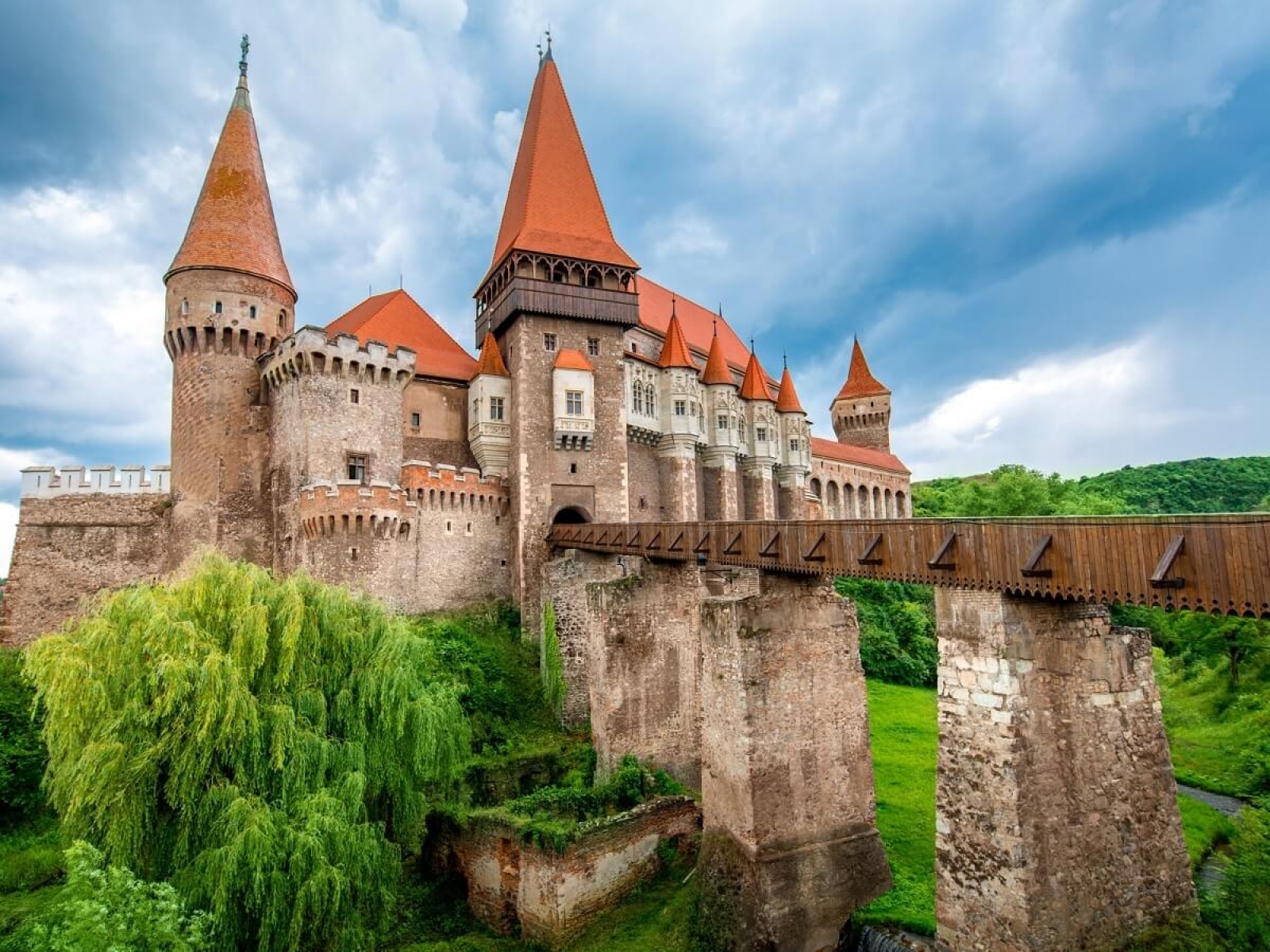 TOP7: obiective turistice în județul Hunedoara