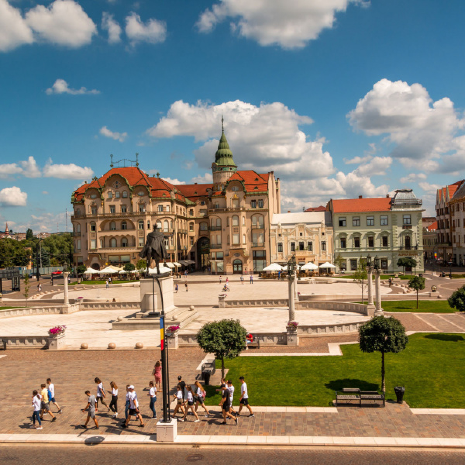 7 motive pentru care să vizitezi Oradea vara asta