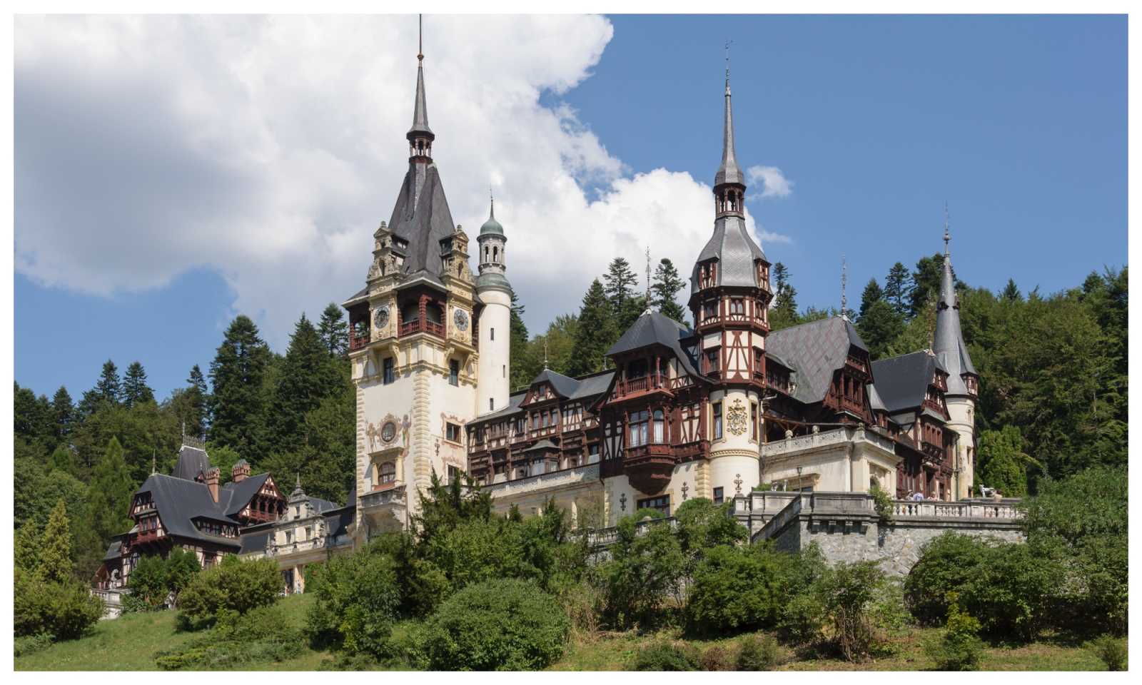 Top 7 locuri inedite de vizitat în august din România