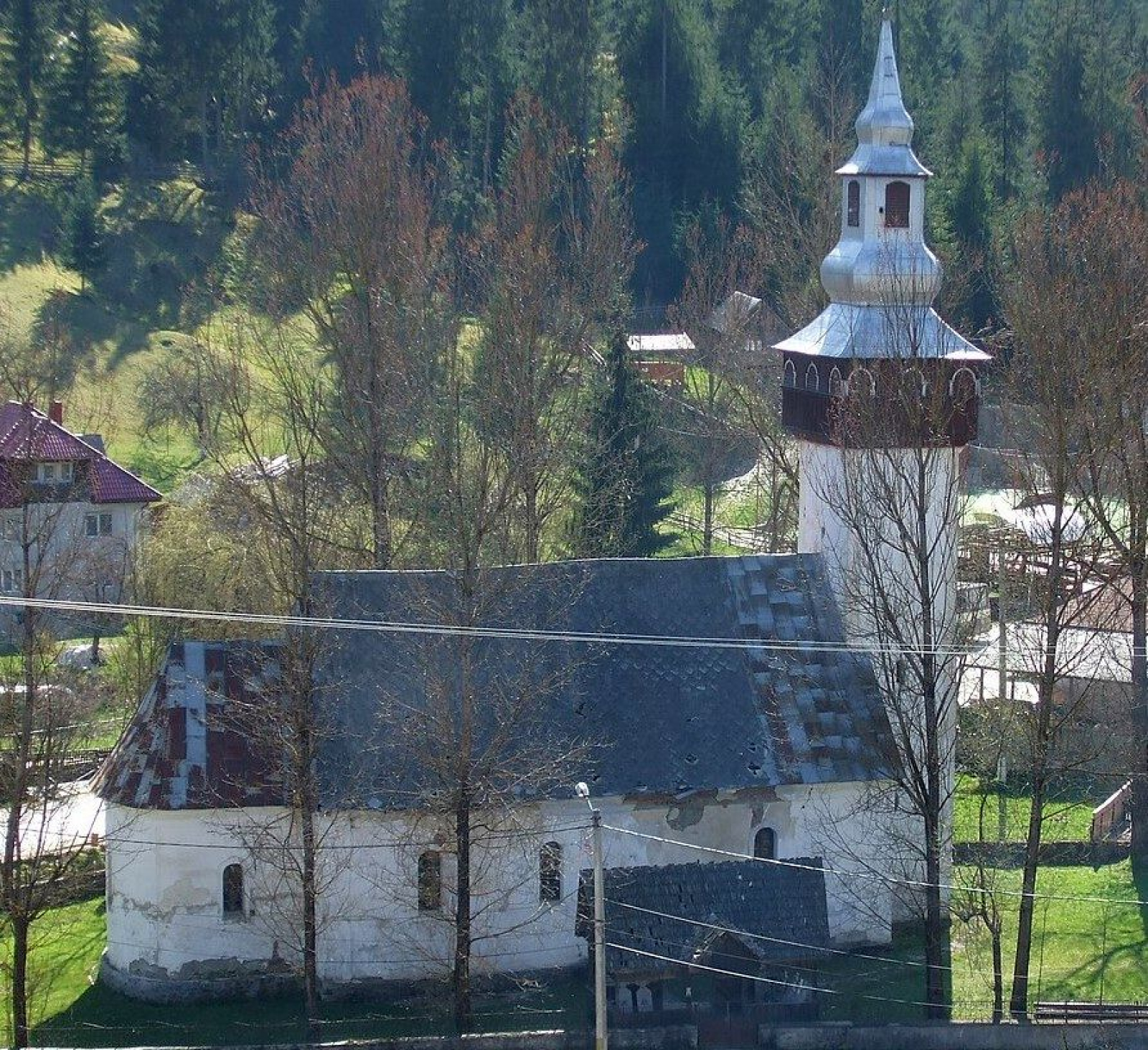 Turism sustenabil: încă un monument istoric important intră în reparații