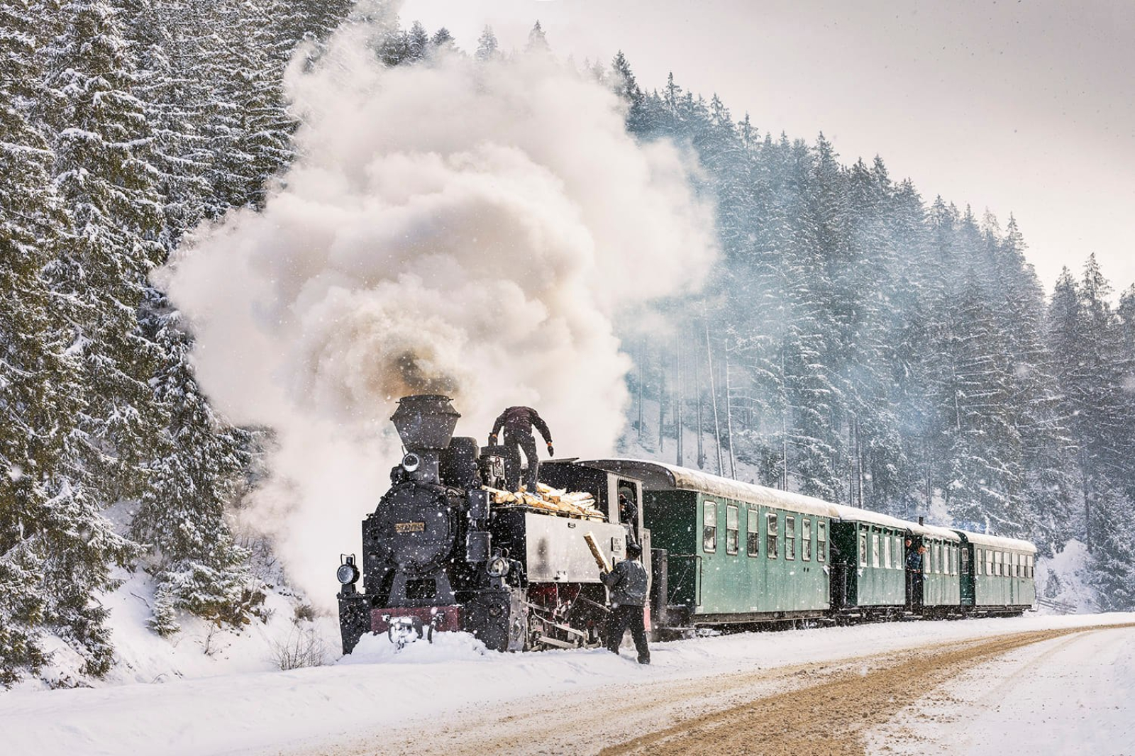 A leglátványosabb vonatútvonalak Romániában 2025-ben