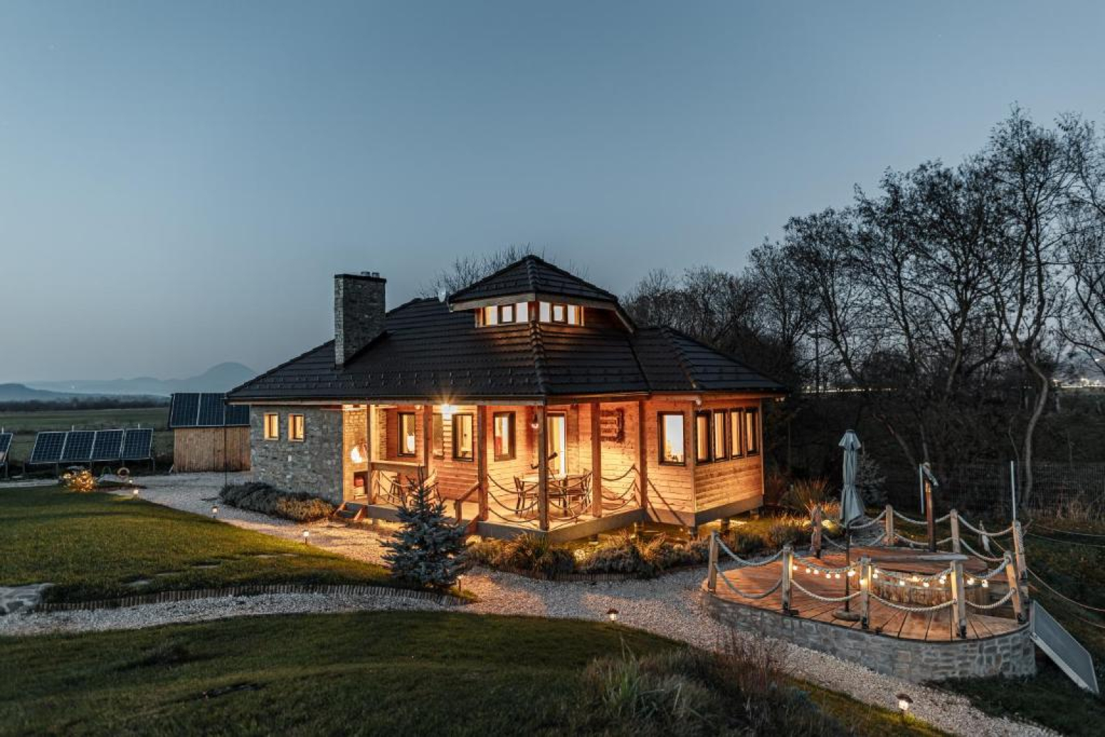Atelier ReCreation Village: refuge-ul tău într-un decor de poveste